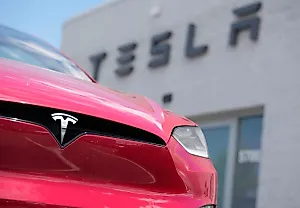 Tesla пытается скрыть данные о своих авариях