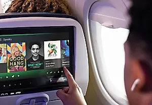 United Airlines теперь с Spotify: как провести время в полете