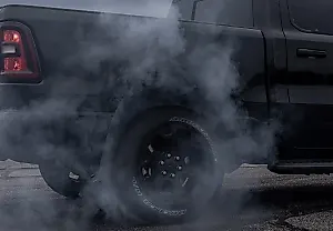 Hemi V8 возвращается в Ram 1500: взрыв из прошлого или мечта автолюбителей?