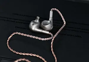Сяйво звука или кошмар для кошелька: наушники Astell & Kern Luna