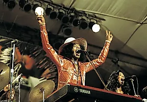 Обмен с оптимизмом: «Thank You» от Sly & the Family Stone во всех его мрачных проявлениях.