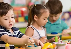 Как родительские конфликты формируют стиль воспитания матерей