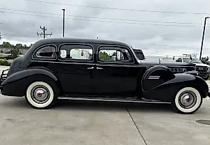 Свет в конце тоннеля: Packard Custom Super Eight 1940 года
