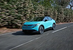 Перерождение Nissan Leaf: от уродца к красавцу