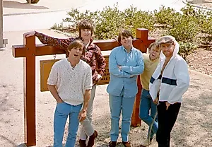 Избавь меня от Ронды: Спасение Beach Boys в мире поп-музыки