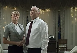 Скандал в Netflix: Почему Робин Уайт не смогла получить такую же зарплату, как Кевин Спейси