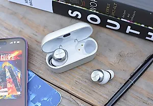 AZ100 от Technics: Звук, который может разорвать уши!