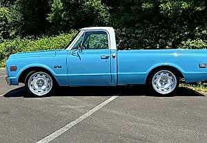 Светский ракурс: Chevrolet C10 1970 года — красавец и монстр