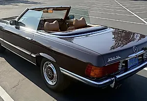 Темно-красный и незабудимый: Mercedes-Benz 350SL 1972 года