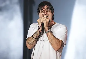 Deftones дразнят новым синглом: тизеры, слухи и немного сарказма
