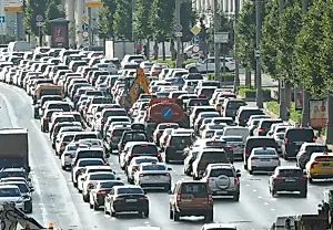 Повышение налога на старые авто – "преступная" инициатива