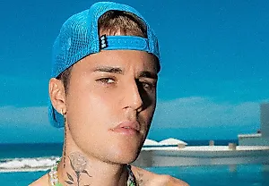 Тридцать крупнейших хитов Джастина Бибера в чарте Hot 100 — от «Baby» до «Peaches»