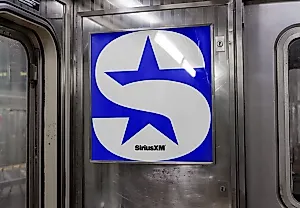 Исполнительный турнтейбл: SiriusXM меняет рекламных магов, а главный юрист iHeart уходит в отставку
