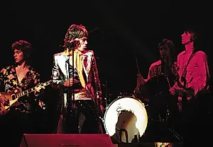 Украденная гитара Rolling Stones найдена через 54 года в музее Нью-Йорка