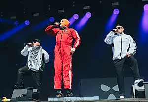Звёздная перепалка: Disturbed vs Kneecap