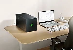 Razer снова впаривает кожаный Thunderbolt: теперь уже пять!