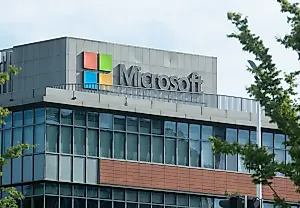 Microsoft увольняет 15 000 сотрудников: корпоративная культура на грани нервного срыва