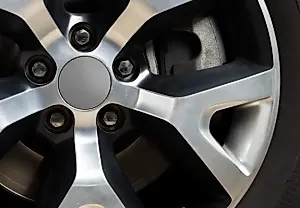 Эксперты назвали топ-3 бюджетных авто для России