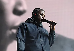 Daniel Caesar анонсировал альбом с Bon Iver