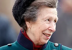 Принцесса Анна скрывала последствия зловещего падения с лошади
