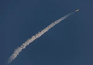 Когда космос становится мал: как парниковые газы готовы устроить столкновение в небе