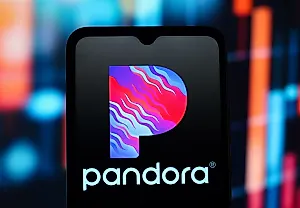 Судебная драма вокруг роялти за комедию: Pandora против комиков