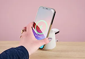 Qi2 ускоряет беспроводную зарядку: iPhone 16 и Android в деле
