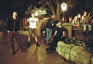 King Gizzard ушли со Spotify: протест против дронов и «зла» техкомпаний