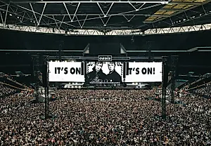 Oasis вернулись с триумфом на Уэмбли