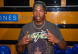 Lil Baby провёл благотворительную акцию для школьников Атланты