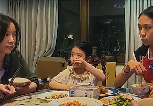 Netflix запускает "Left-Handed Girl" к "Оскару"