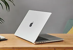 Apple готовит MacBook Pro с OLED-экраном: Samsung — единственный поставщик