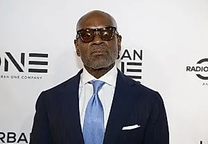 Суд в США: L.A. Reid предстанет по обвинениям в домогательствах и саботаже для мести сотруднице