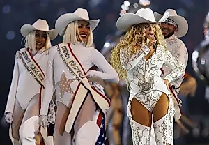 Как Beyoncé Bowl борется с SNL50 на «Эмми»: у кого больше шансов?