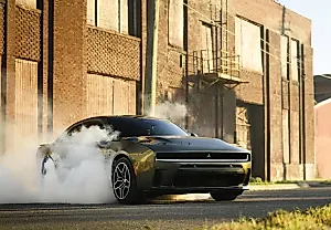 Dodge Charger: бензиновый бунт против электрокаров