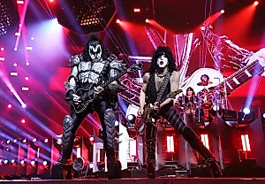 KISS получает почётную награду Kennedy Center от Трампа