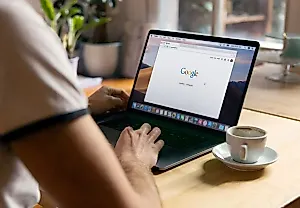 Perplexity AI хочет купить Chrome — эпический троллинг или дерзкая реальность?