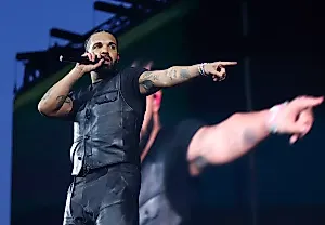 Drake снова побил рекорд на радиочарте