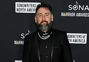 Мозг «Same Old Love» стал сопредседателем авторской гильдии Grammy