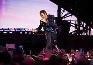 Крис Мартин и проверка перед предложением на Wembley