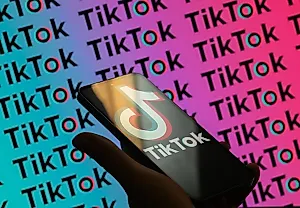 Голосовые, фото и видео теперь в личках TikTok: эволюция мессенджа