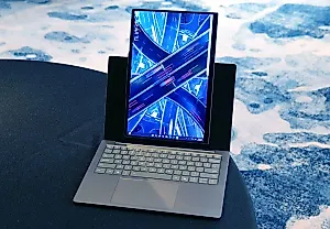 Lenovo показала портретный ноутбук и умную подставку, которые никто не просил
