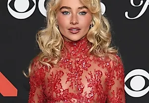 Сияние и признание: как Сабрина Карпентер покоряет MTV VMA 2025