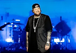 2025 CMA Awards Nominations: Snubs & Surprises