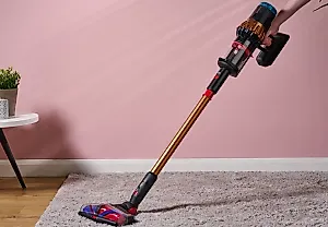 Dyson V16 Piston Animal: разочарование в новом премиум-пылесосе