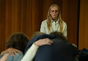 Обзор сериала «Wayward»: колоритная секта во главе с Тони Коллетт