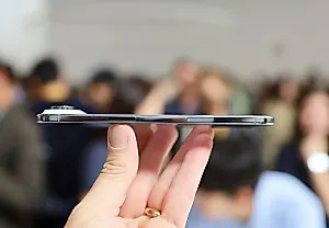 iPhone Air: тоньше, но не лучше?