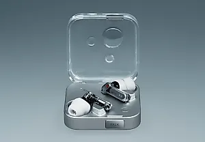Наушники Nothing Ear 3: супермикрофон и кнопка «talk» на кейсе