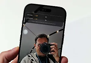 Квадратная селфи-камера iPhone 17: что меняет?