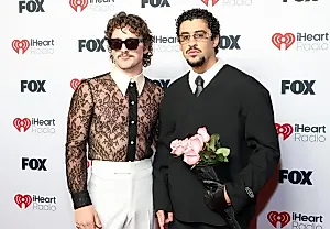 iHeartRadio Music Awards 2025: Красная Дорожка с Гламуром и Сарказмом